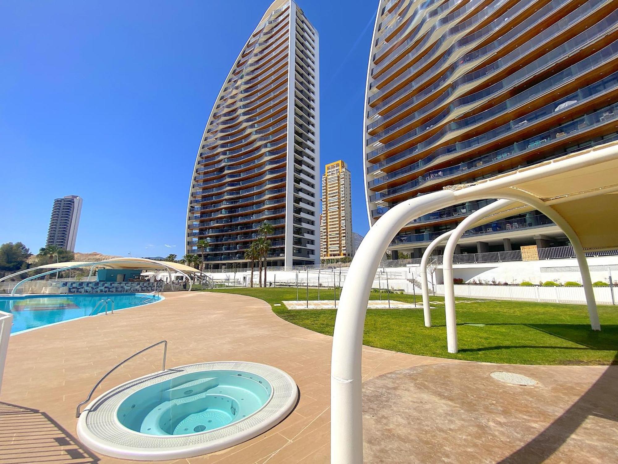Lujoso Apartament Con Impresionantes Vistas Al Mar Benidorm Bagian luar foto