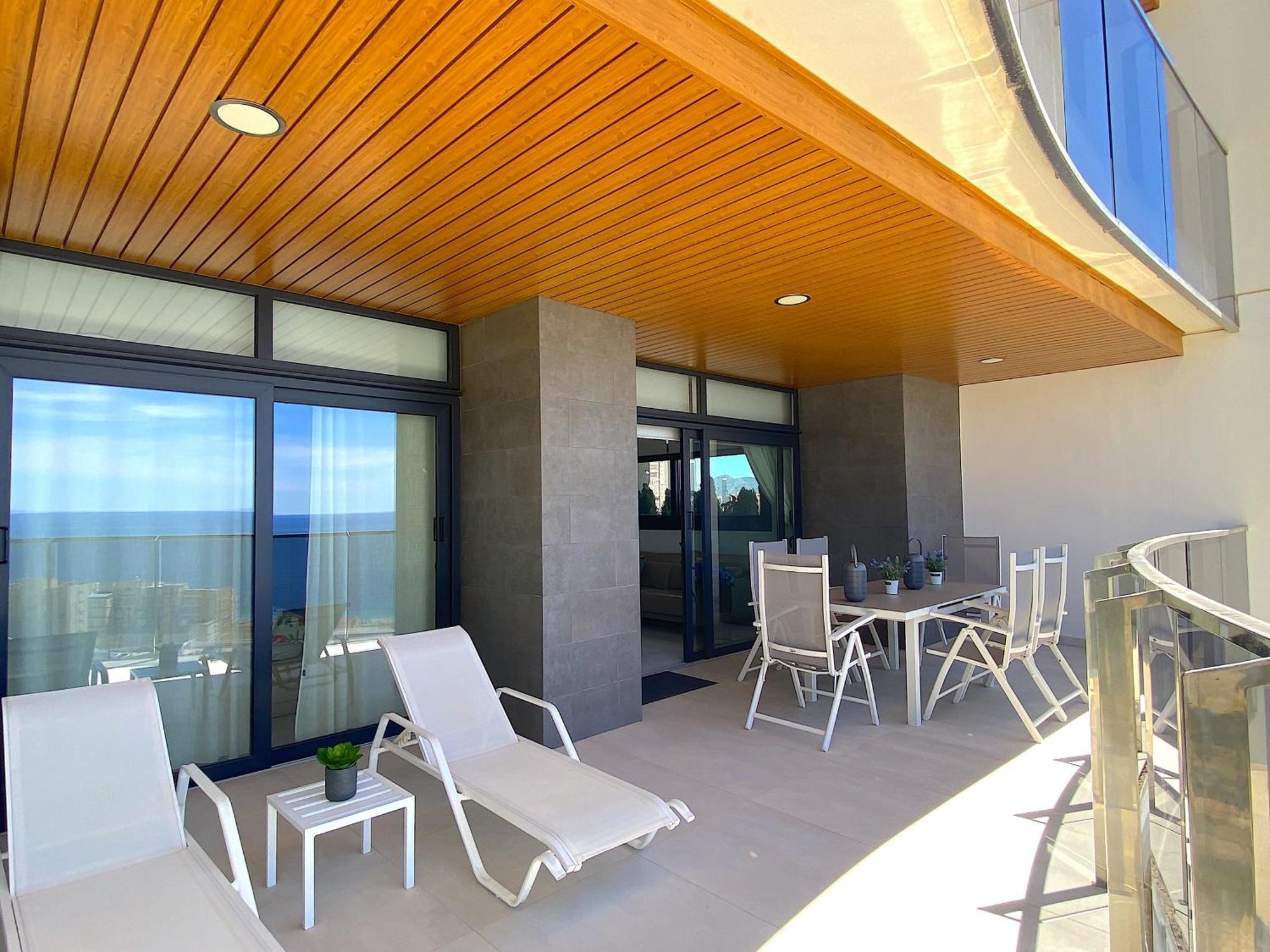 Lujoso Apartament Con Impresionantes Vistas Al Mar Benidorm Bagian luar foto