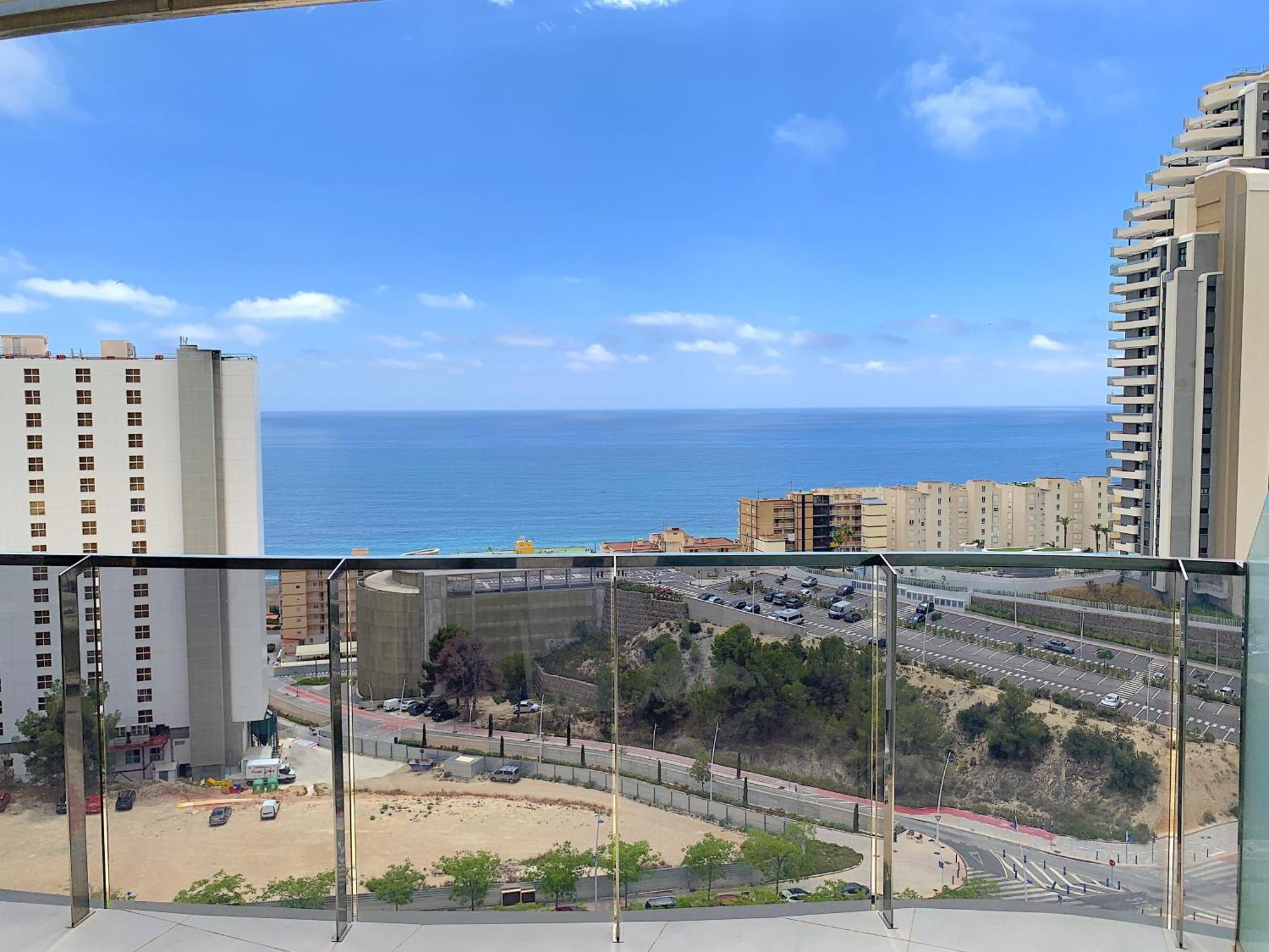 Lujoso Apartament Con Impresionantes Vistas Al Mar Benidorm Bagian luar foto