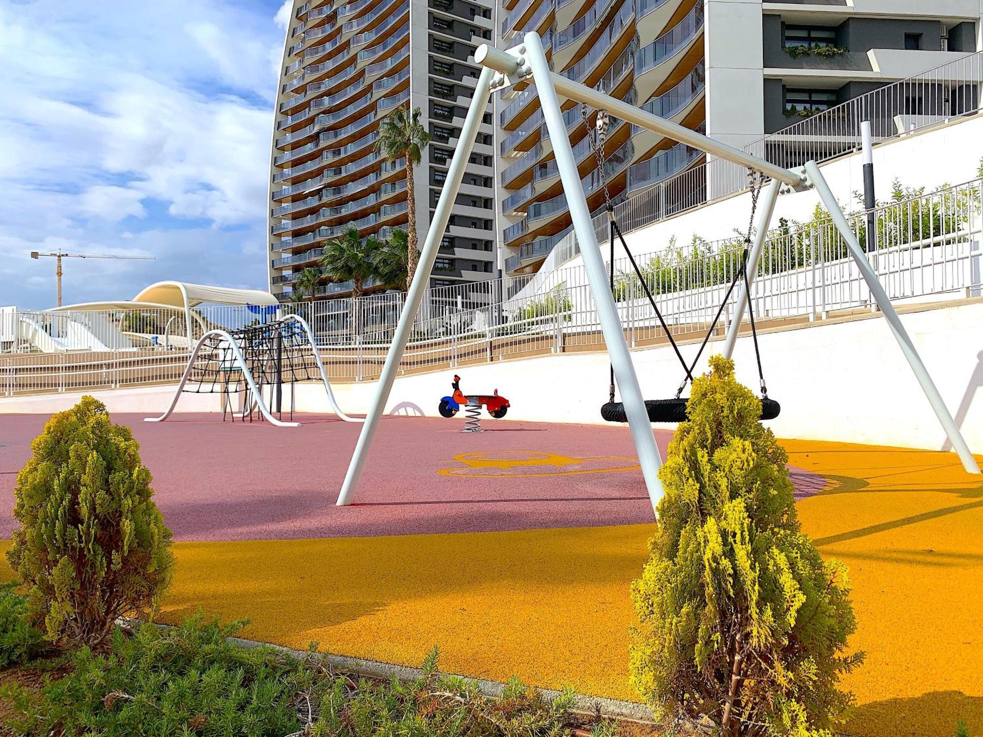 Lujoso Apartament Con Impresionantes Vistas Al Mar Benidorm Bagian luar foto